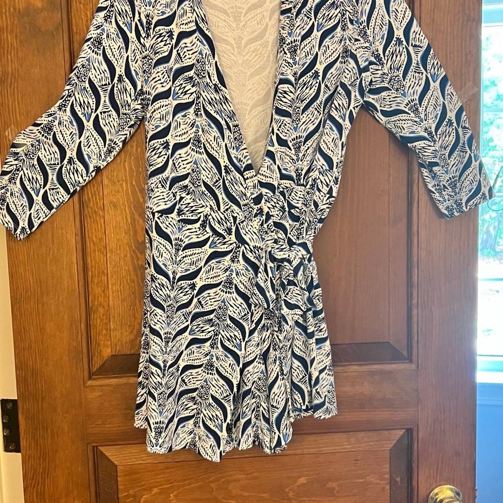 Lilly Pulitzer one piece wrap around short romper. - Picture 7 of 8